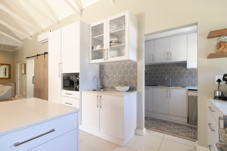 3 Bedroom Property for Sale in Mont Fleur Mountain Estate Western Cape